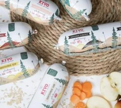 Kivo Petfood Houdbare Worsten INTRODUCTIEDOOS 6 X 600 Gram Smaken: Rund, Kip, Rund & Kip, Kip & Zalm, Eend En Lam - Zacht Gestoomd Vlees - Glutenvrij Geen Fratsen -Exporteren Alles Voor Honden Winkel 1200x1072 1