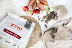 Kivo Petfood - PROEFZAKJE Hondenbrokken Verse Eend 300 Gr - Koudgeperst - Graanvrij -Exporteren Alles Voor Honden Winkel 1200x799 3