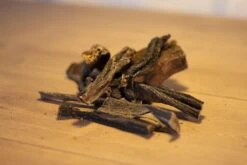 Bello’s Proeverij 100% Natuurlijk – Kennismakingsbox Met Verschillende Smaken Gedroogde Hondensnacks – Cadeaubox – Natuurlijke Hondensnoepjes -Exporteren Alles Voor Honden Winkel 1200x800 10