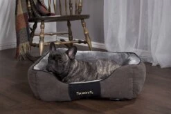 Hondenmand Zacht En Stevig, Anti-Slip En Wasbaar - Scruffs Chester Box Bed - In Grijs En Bruin In Maat S Tot XL - Kleur: Grijs, Maat: Medium -Exporteren Alles Voor Honden Winkel 1200x800 104