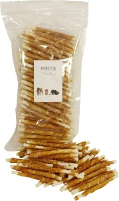 Petstyleliving Gedraaide Sticks Met Kip - Voordeelzak 100 Stuks 12,5cm - Hersluitbaar - Hondensnacks - Kauwstaaf -Exporteren Alles Voor Honden Winkel 712x1200